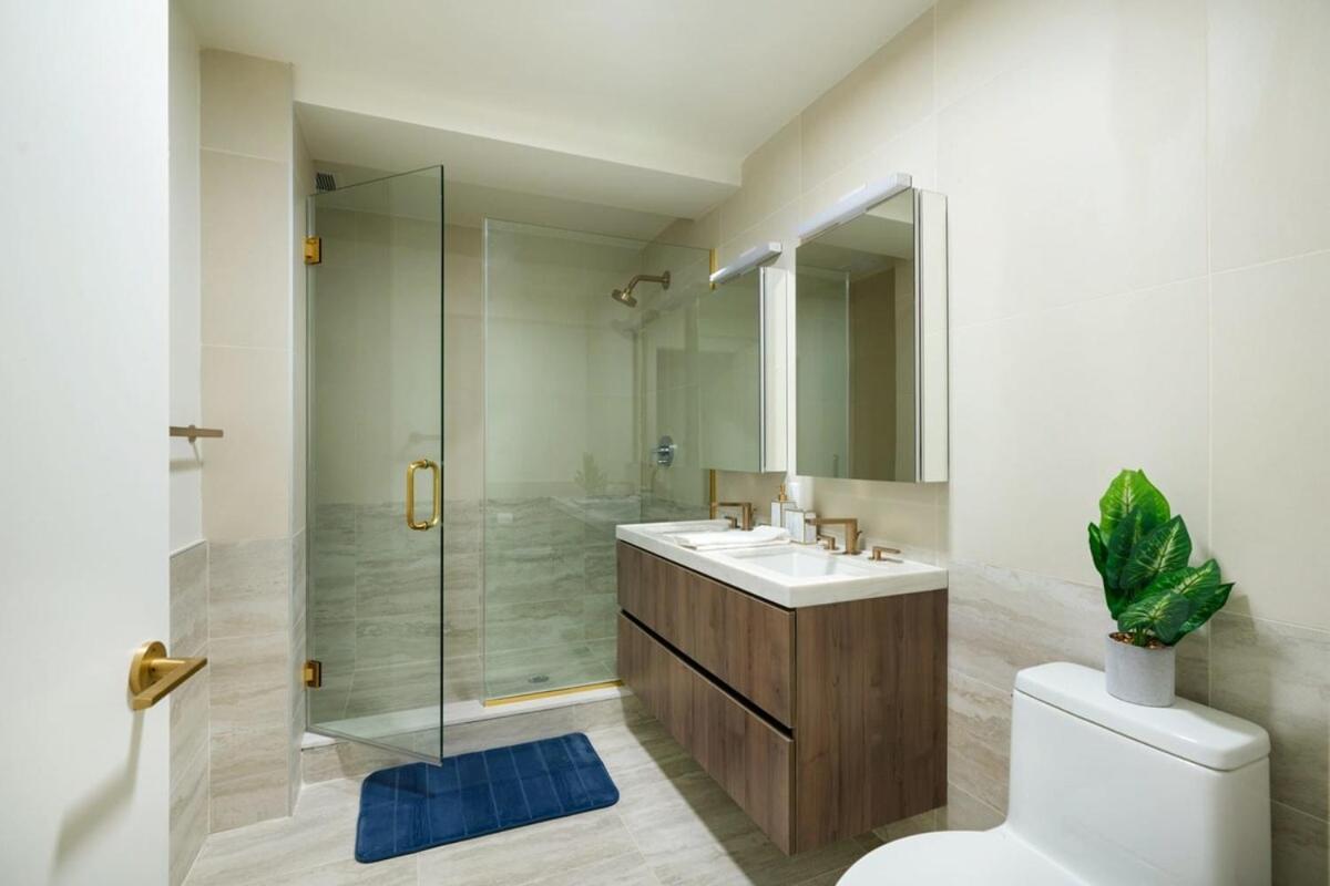 76-1d Brand New 4br 3bth Ues Doorman Gym * New York